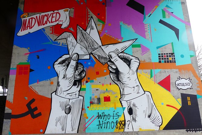 1,5 hour private guided Mural Street Art tour in Arnhem - The big church stop: street art meets city life