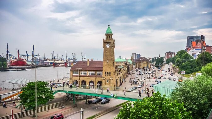 Alternative Hamburg Private Alternative Street Art Tour - Key highlights you’ll actually feel on the walk