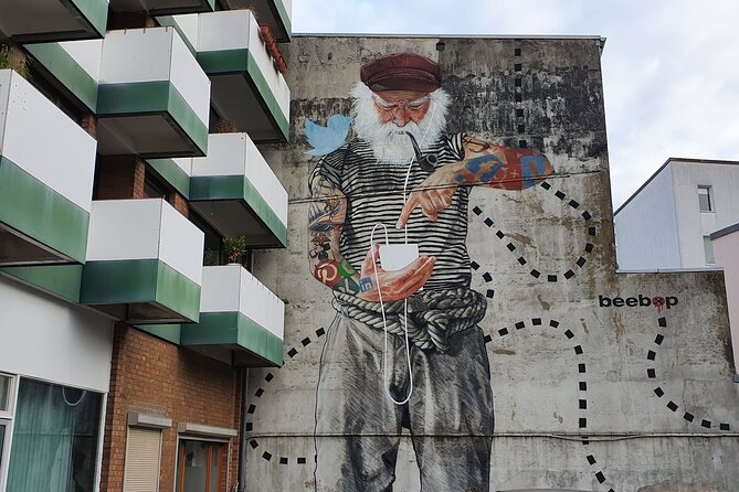 Alternative Hamburg Private Alternative Street Art Tour - Timing, meeting near Sternschanze, and what to plan for