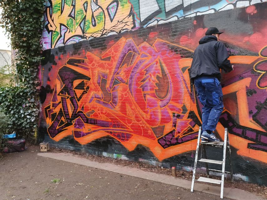 Alternative Hamburg / Street Art Private Tour - Repurposed WW2 Bunkers, Urban Gardens, and Creative Hubs