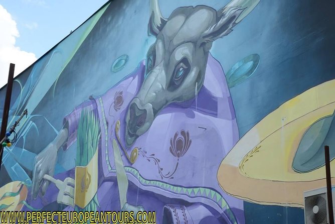Alternative Street Art Free Walking Tour of Budapest - The Walk Itself: How You’ll See Dozens of Pieces Up Close