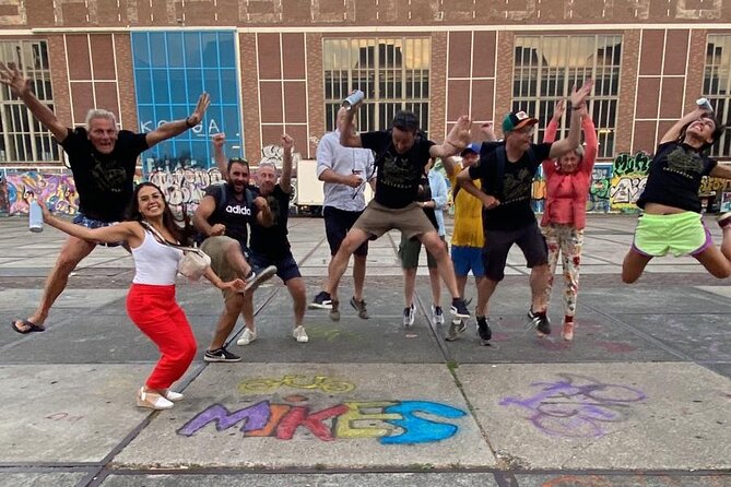 Amsterdam's Hidden Gems and Street Art Bike Tour - Oud-West Lanes: Wide Streets, Food, Music Venues, and an Easy Start