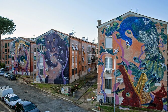 Art & Craft: Beer Tour with Street Art in Rome - Starting at Pigneto metro: finding the group and getting the pace right