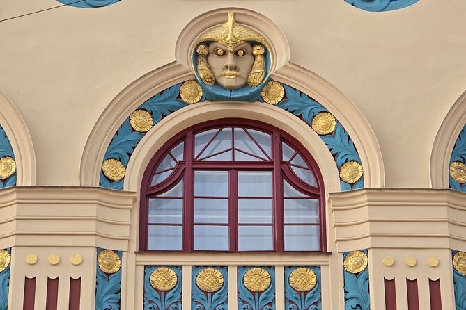Art Nouveau Meets Street Art in Munich (Max. 12 guests) - Price and value: what you get for $43.53 and what costs extra