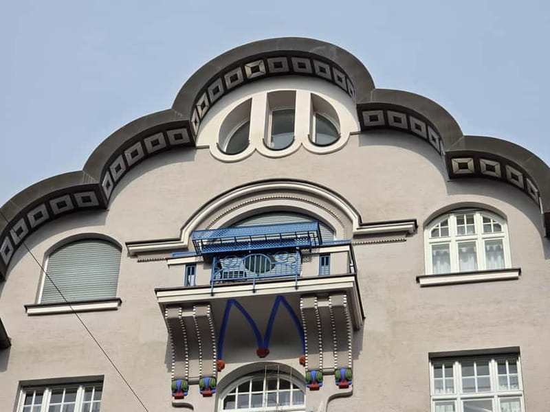 Art Nouveau Meets Street Art in Munich (Max. 12 guests) - Should you book this tour with Philipp?