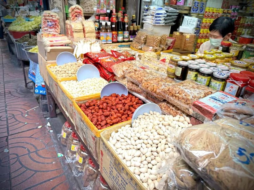 Bangkok: Chinatown & Taladnoi Street Art Guided Walking Tour - Talad Noi’s Ironworks Alleys: Crafts That Shaped the Streets