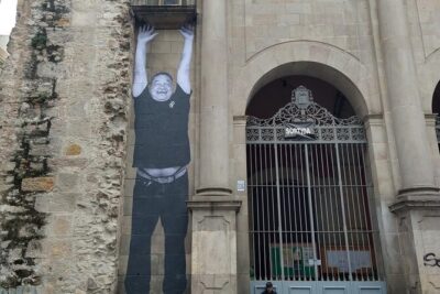 Barcelona Art & Wine: Galleries, Studios & Street Art - Gothic Quarter Galleries: Medieval Streets, Modern Questions