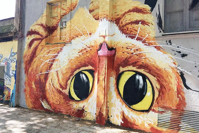Barcelona Street Art and Graffitti Bicycle Tour - Cutting Into Post-Industrial Barcelona: The Shift to Poble Nou