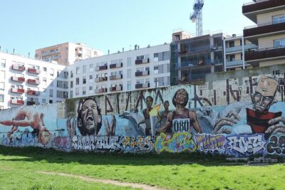 Barcelona Street Art and Graffitti Bicycle Tour - The Ride From Carrer dels Escudellers to the Shore