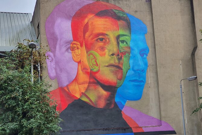 Belfast Troubles Murals Street Art and Peace Wall Walking Tour - The rest of the walk: more murals, more context, and small detours that matter