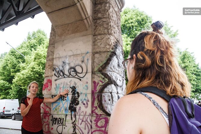 Berlin: Alternative & Street Art Tour - Friedrichshain and Mitte: graffiti as a street language