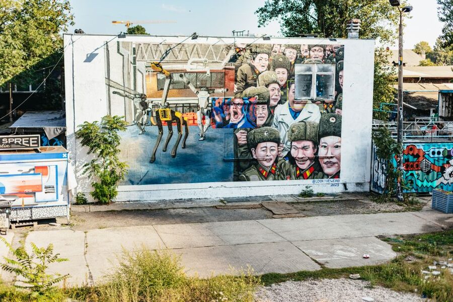 Berlin: City Street Art Guided Walking Tour - Learning the language of graffiti: stories that change how you see
