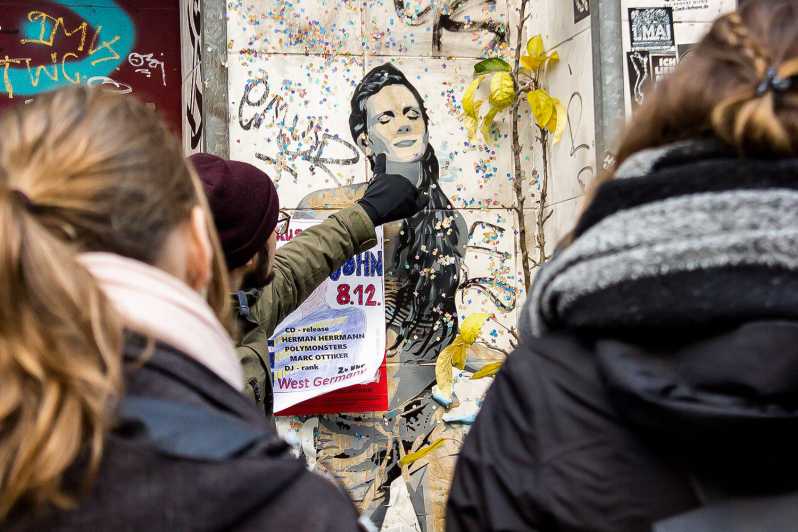Berlin: Private Kreuzberg Street Art Walking Tour - The 2-Hour Loop Through Kreuzberg: Murals, Tags, and Street-Level Meaning