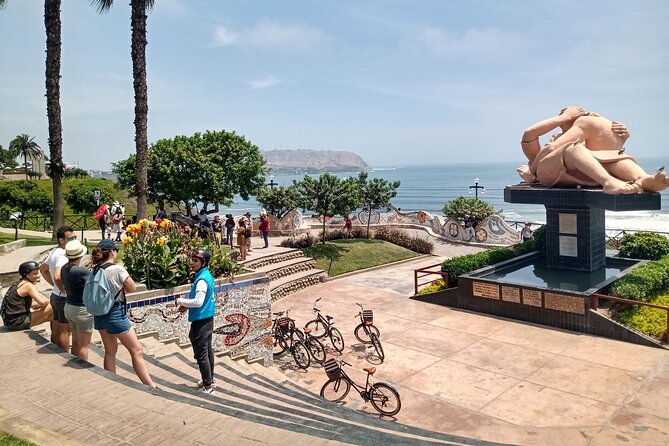 Bike Tour Lima | Ride along Miraflores & Barranco - Larcomar on the cliffs: shopping with a seaside edge