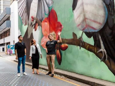 Brisbane: Small Bars and Street Art Tour with a Drink - Routes matter: Thursday City to West End vs Saturday City Centre