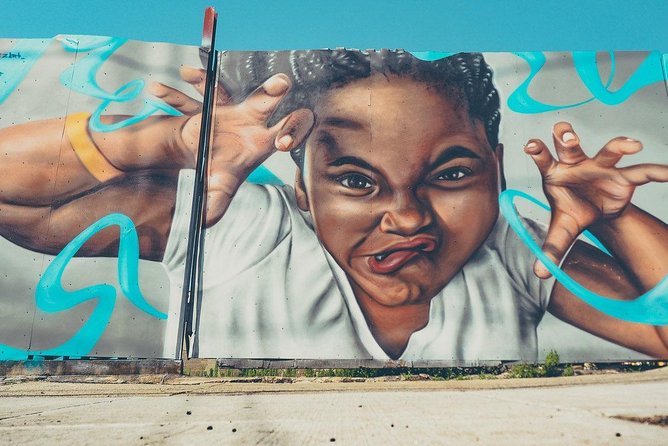 Brooklyn street art and hipster culture tour in French - Who Should Book This Tour (and Who Might Not)