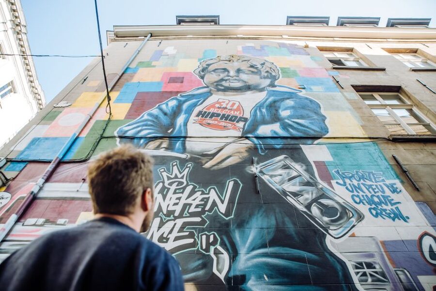 Brussels Comics & Street Art: Private Walking Tour - Brüsel and Manga: browsing fandoms between murals