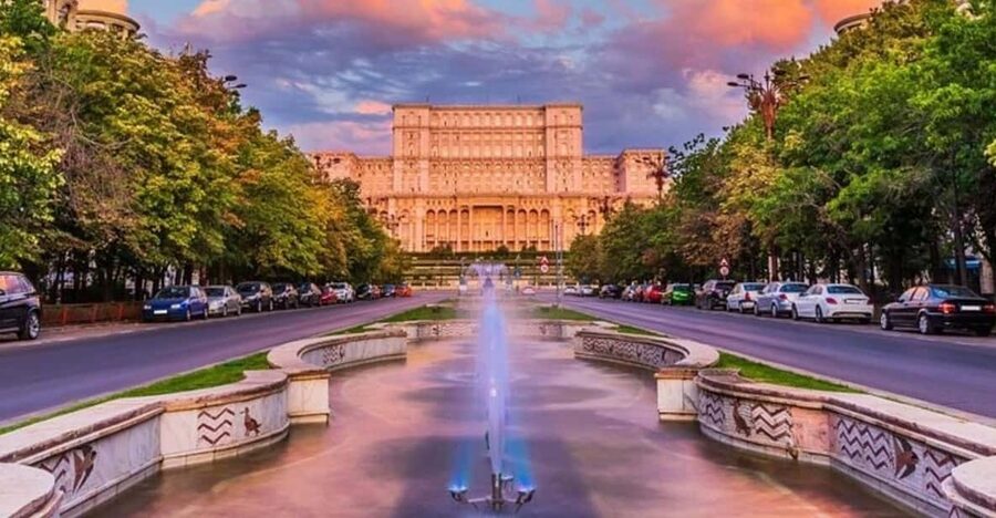 Bucharest : Street Art Walking Tour With A Guide - Starting at Calea Dorobanți 5-7: the easiest place to begin