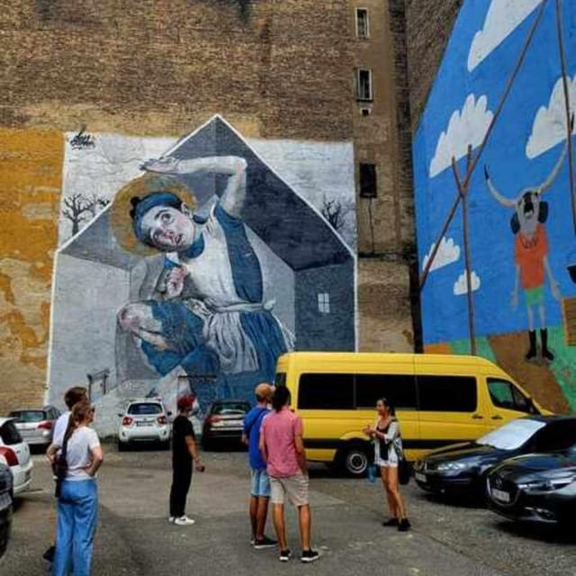 Budapest: Alternative Street Art & Jewish Tour - Meeting at St. Stephen’s Basilica: Starting Point with a Blue Umbrella