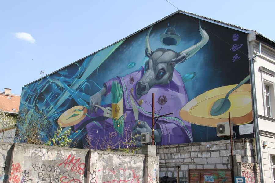 Budapest: Street Art Tour - Coffee Break and the Human Pace of a 3-Hour Walk