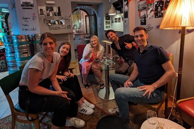 Budapest Vibe: Ruin Bars, Street Art and Culture Tour - Meeting at Erzsébet tér: how this tour starts on the right foot