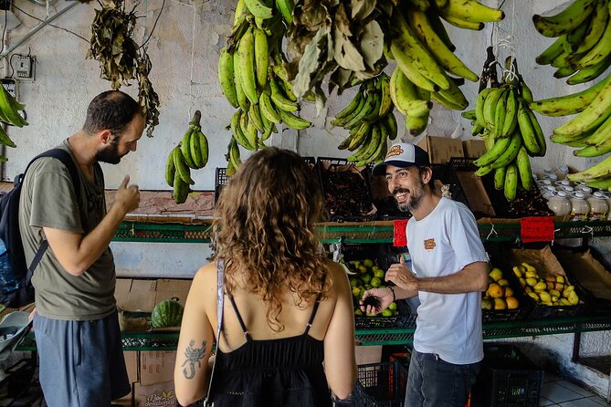Cancun Walking Food Tour: Local Food, Markets, and Street Art. - Stop 4: Gorditas on Avenida Yaxchilán