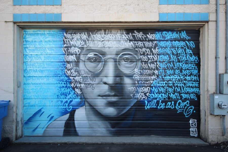 Chicago: Offbeat Guided Street Art Tour - Starting at The Goddess and Grocer: Transit-Friendly and a Smart Warm-Up