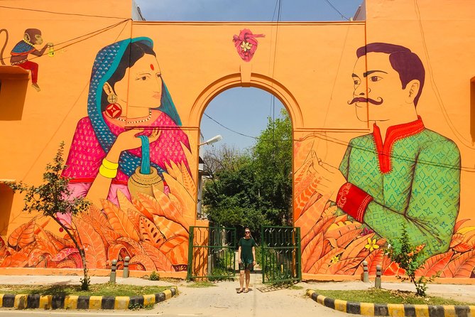 Delhi Street Art Tour - Khan Market: your caffeine reset before the quiet parks