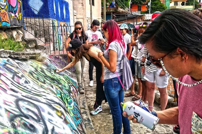 History and Street Art Tour in Comuna 13 - Price and value: what $12 buys you in Comuna 13