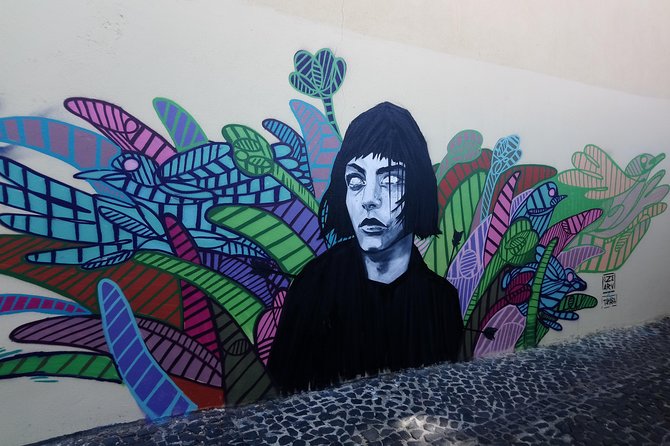 Kickstart Street Art Tour in Lisbon - Guides Matter: Caitia and Igor’s Style of Teaching the Street