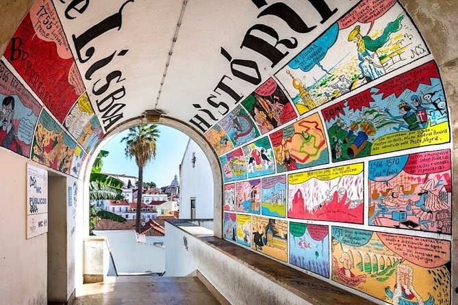 Lisbon Street Art - Private Guided Tour in a Electric Tuk Tuk - The route: Miradouro da Graça to Portas do Sol