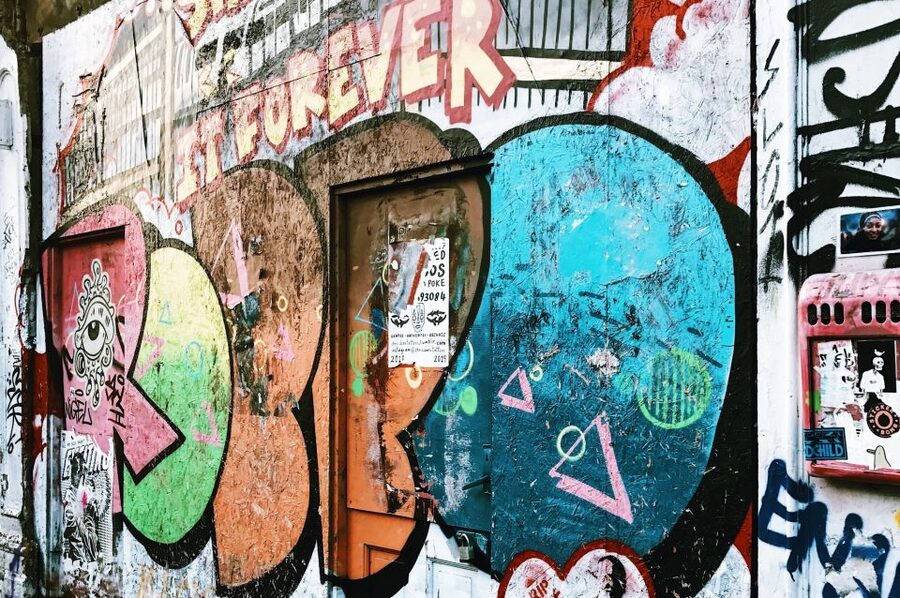 London East End - Guided Walking Tour 12 guests 2,5h - The East End street-art walk: what makes it click in 2.5 hours