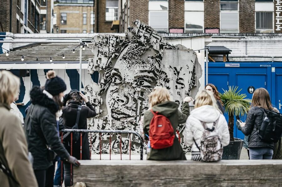 London: East End Street Art Tour and Spray Painting Workshop - Practical Tips for Your Best Day of Spray Paint and Photos