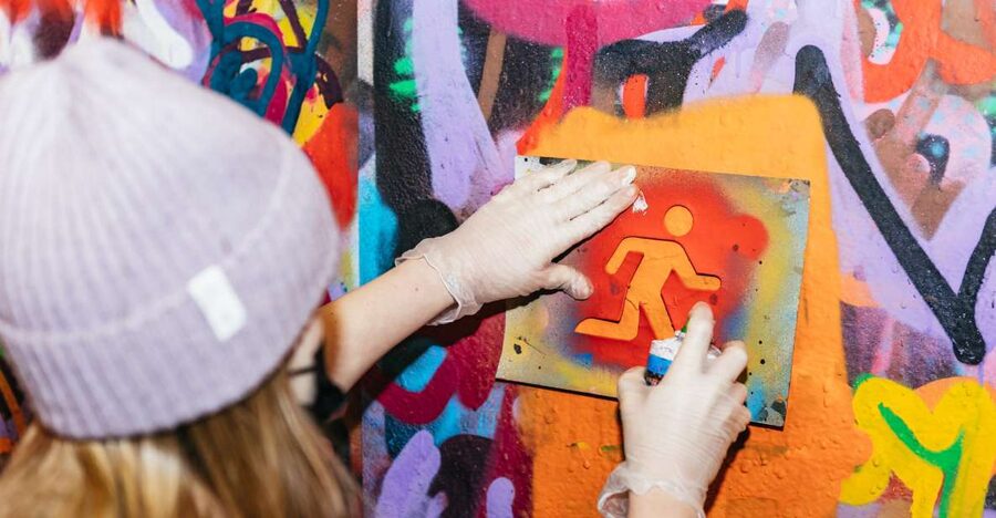 London: Half-Day Street Art Tour and Workshop - Meeting Under the White Goat Statue (Get This Right and You’re Set)