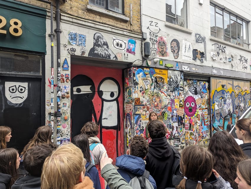 London: Street Art and Graffiti Guided Walking Tour - Key things you’ll notice on this East London graffiti walk