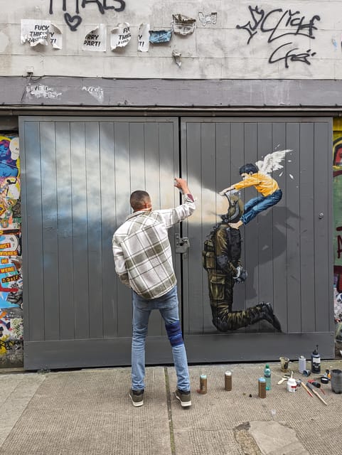 London: Street Art and Graffiti Guided Walking Tour - What “about 40 acclaimed street artists” really means on the ground