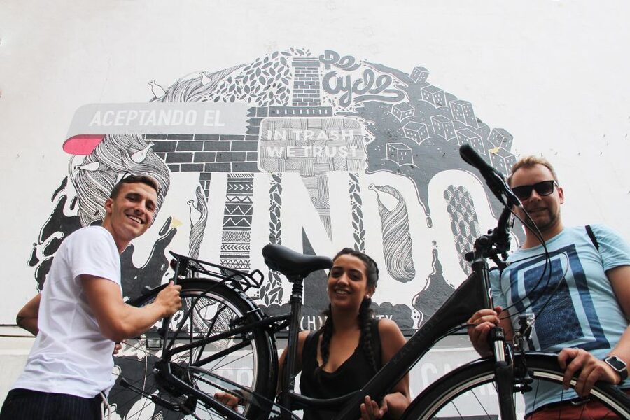 Madrid: Street Art Bike Tour - Street Art on Wheels in Madrid’s Center District
