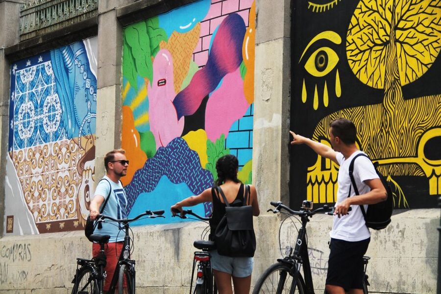 Madrid: Street Art Bike Tour - A Guided Route Through Madrid’s Graffiti Timeline