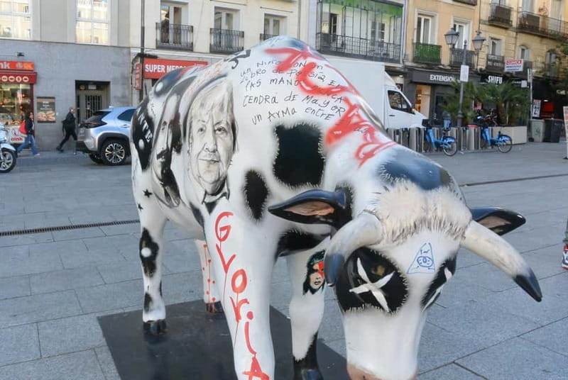 Madrid Street Art Tour (Malasaña Chueca Gran Via & Lavapies) - Chueca’s Color: Murals and Urban Expression With a More Social Vibe