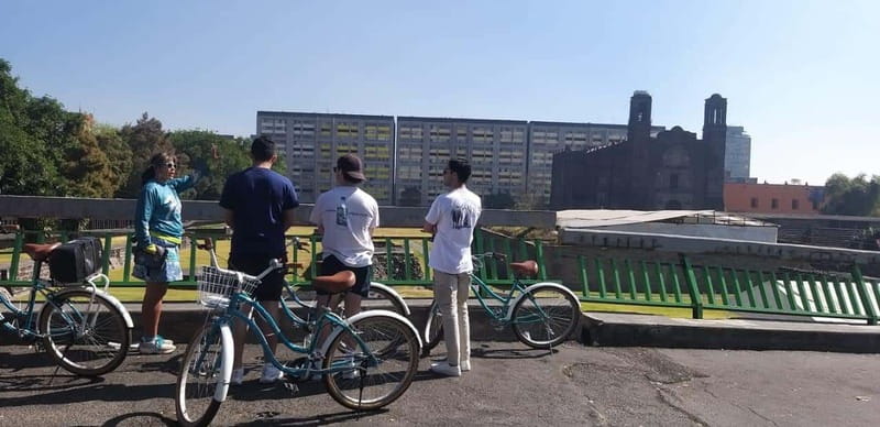 Mexico City: Art Naco, murals & street art bike tour - Should you book the Mexico City Art Naco bike tour?