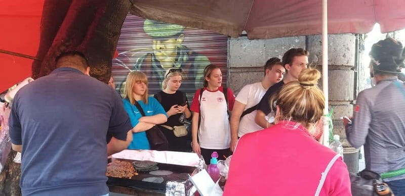Mexico City: Art Naco, murals & street art bike tour - Who should book this, and who should reconsider