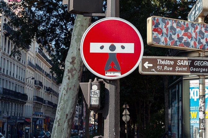 Montmartre Street Art Tour with an Artist - The 2-hour Montmartre walk: murals, technique, and street-art storytelling