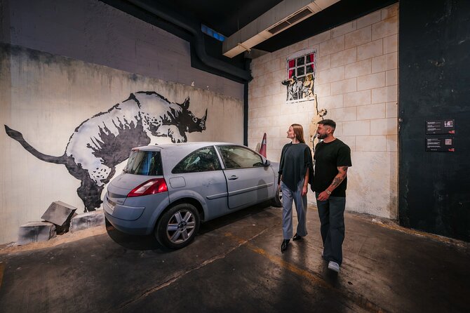 Museo Banksy Madrid Admission Ticket - Concrete Canvas: A Moment Many People Remember