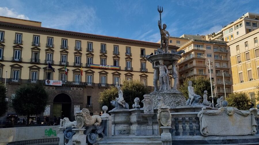 Naples Essentials: Monuments, Local Life & Street Art - Royal power and San Carlo’s presence on the street