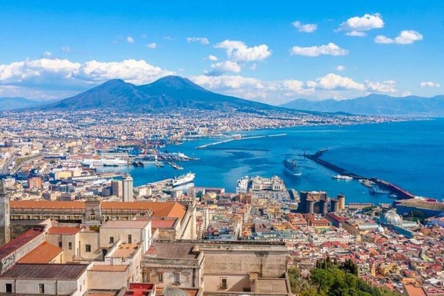 Naples : Spanish Quarter & Maradona Street Art Tour - Making sense of hidden corners: why the guide talks about devotion symbols