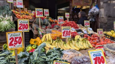 Naples: Street Art, Wine and Food Tasting Walking Tour - Dei Vergini Market in the Morning: Your Taste Buds Get Drafted