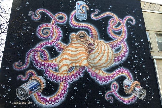 Offbeat Street Art Tour of Chicago: Urban Graffiti, Art, and Murals - Price and value: what $40 buys you (and what it doesn’t)