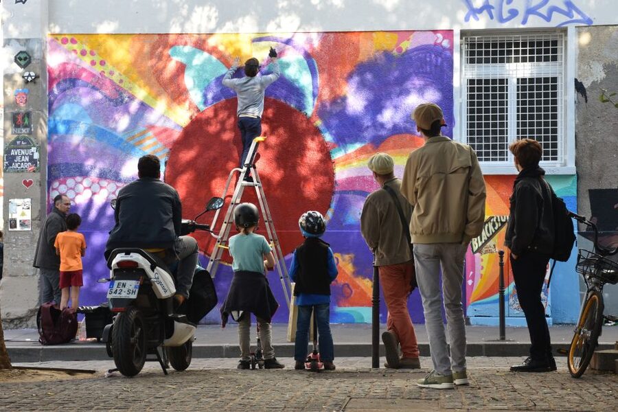 Paris: Belleville Street Art Tour with an Artist - Meeting at Aux Ours: Getting There Without Stress
