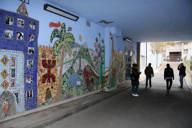 Paris Off the Beaten Path Street Art Walking Tour - How Your Guide Makes It Click: Stories, Politics, and Your Own Opinion