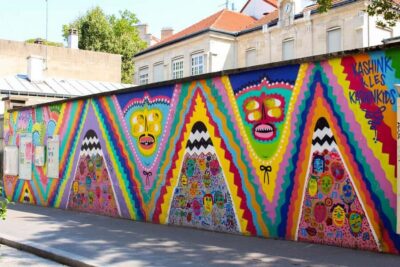 Paris Street Art at La Butte-aux-Cailles - Reading street art the way the guide wants you to